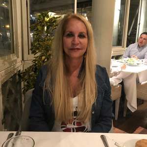 Meet your Posher, Roberta